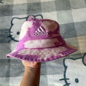 Adidas Women’s purple tie dye bucket hat